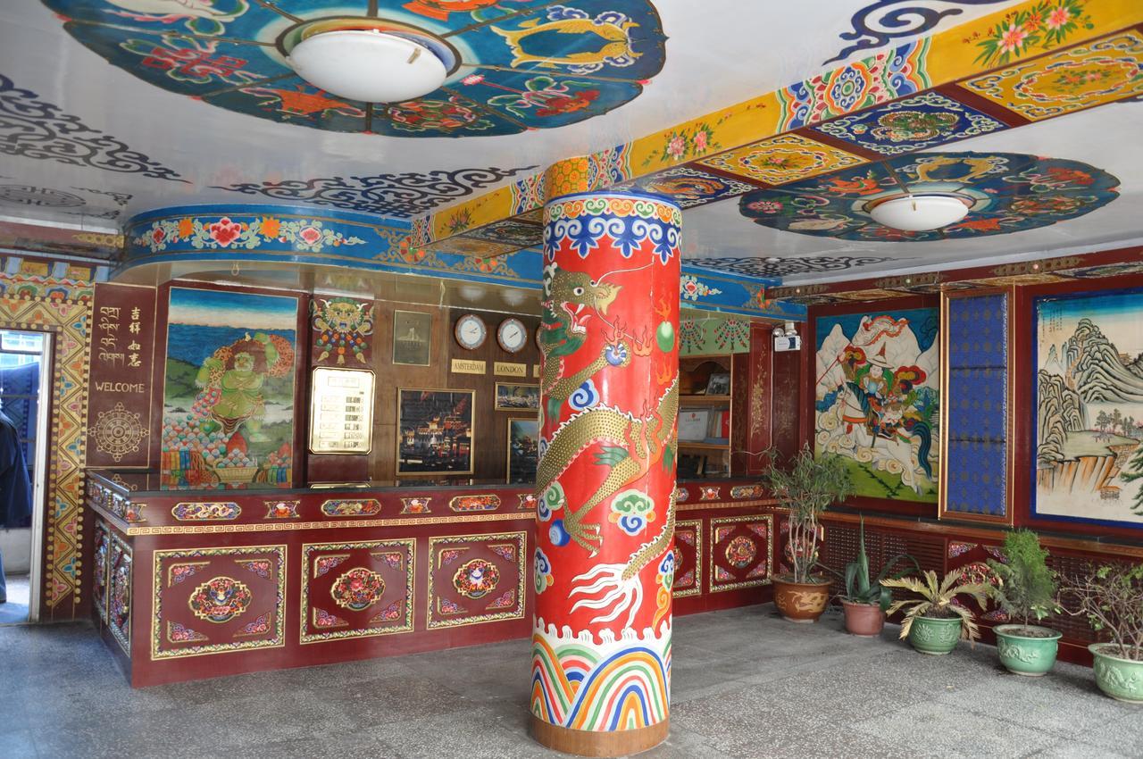 Overseas Tibetan Hotel Xiahe Exterior foto
