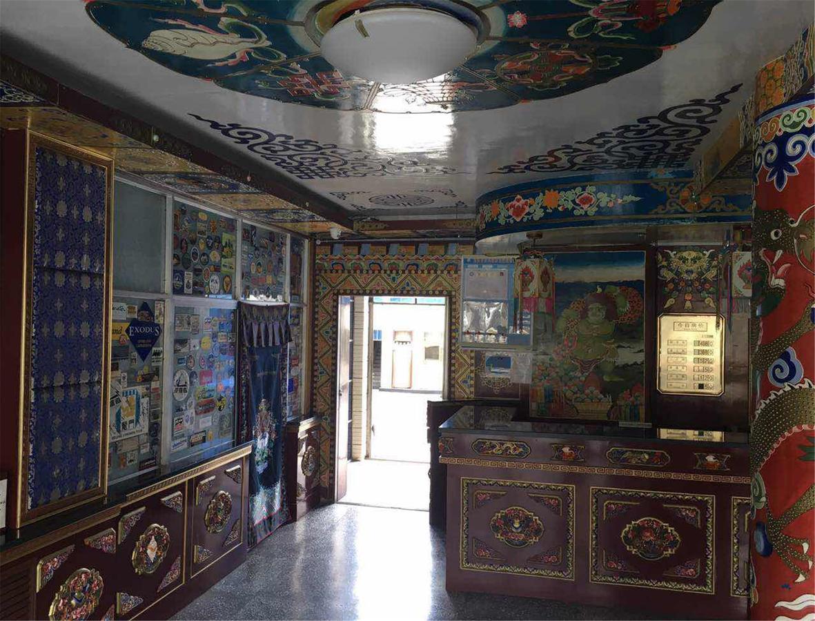 Overseas Tibetan Hotel Xiahe Exterior foto